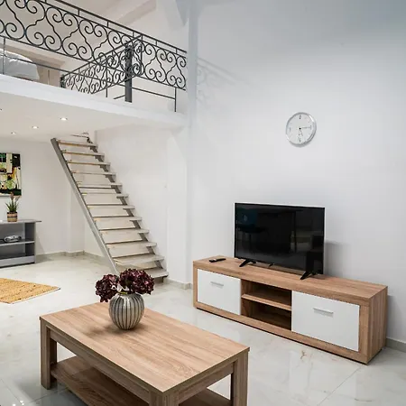 Feel Greek Hospitality #θ005